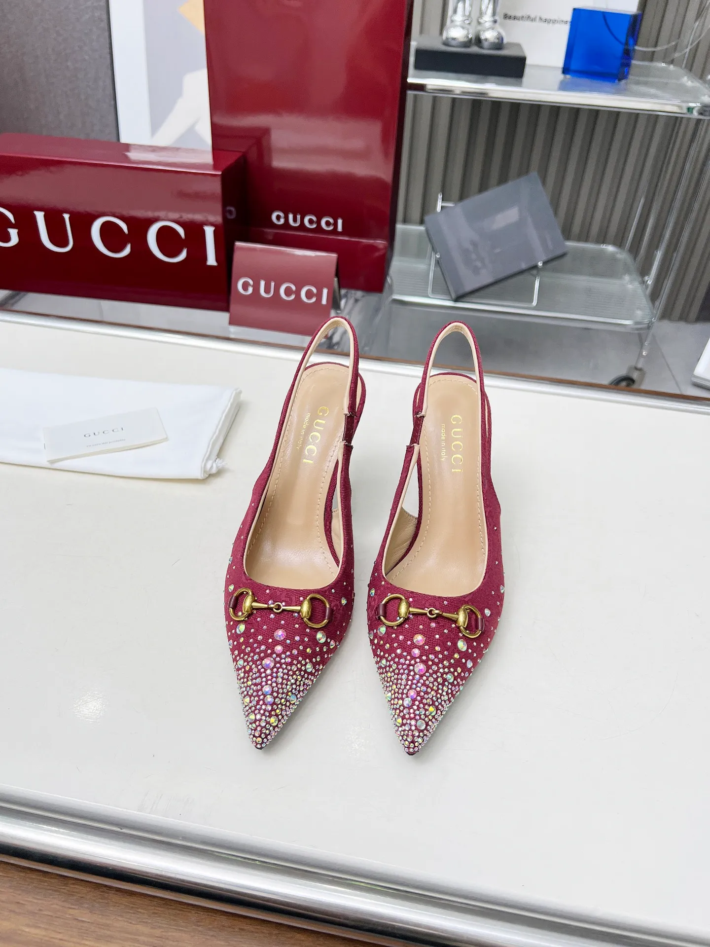 👟👟Ex-factory price 420👟👟 Genuine leather sole +40 Original quality gucci 2025 spring and summer new rhinestone high heels, top quality for sale, purchased authentic developed original hot-drilled process classic double G presbyopic surface, lining sheepskin with Italian original board material and craftsmanship are the same as the original! Code number: 35-42,
